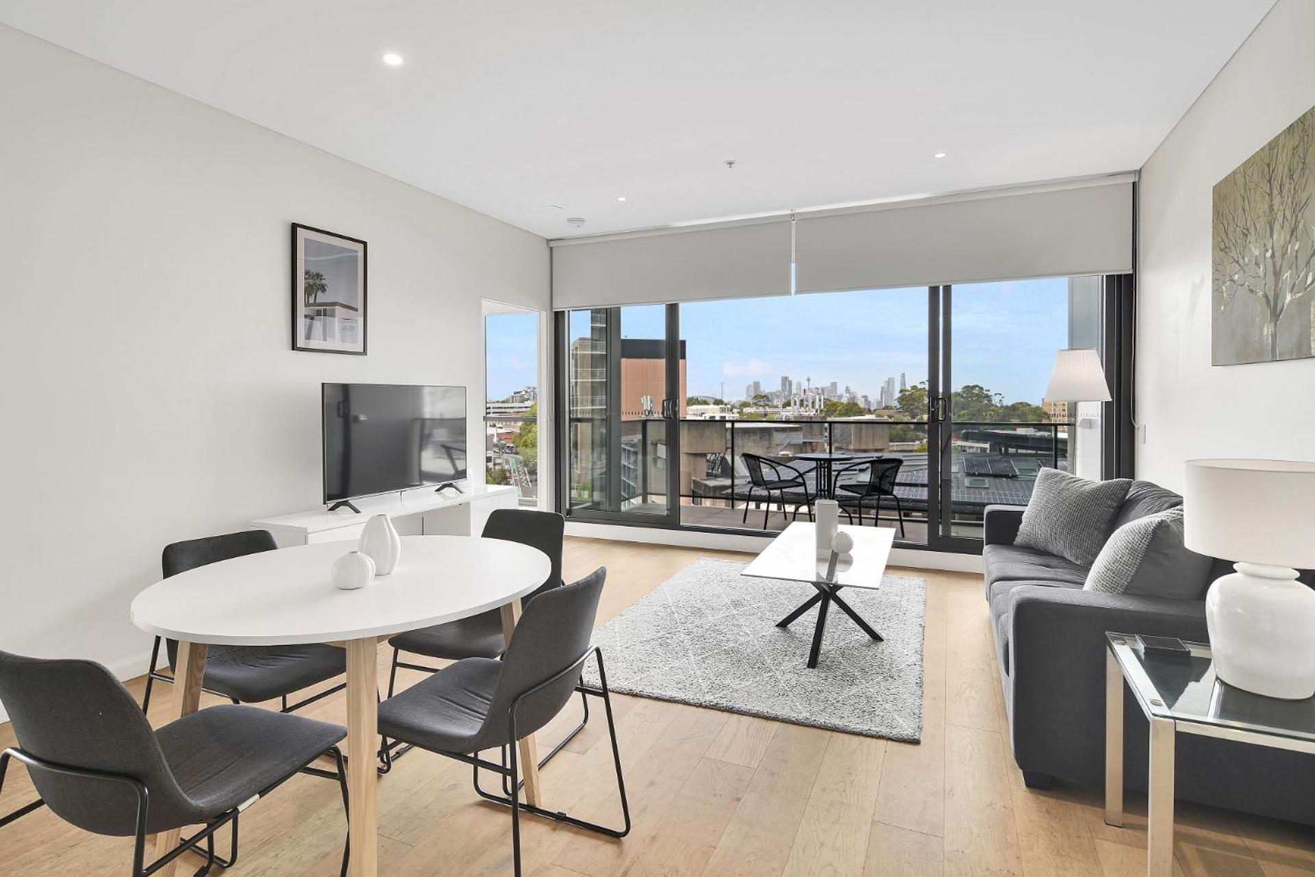Stylish Two Bedroom In St Leonards Alb91105 * Sydney
